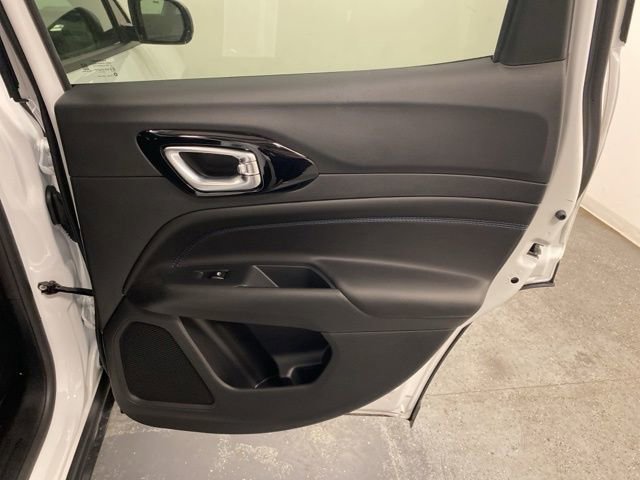 Used 2026 Jeep Compass Limited image 28