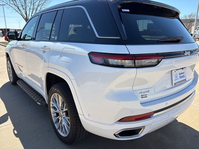 Used 2025 Jeep Grand Cherokee Summit image 4