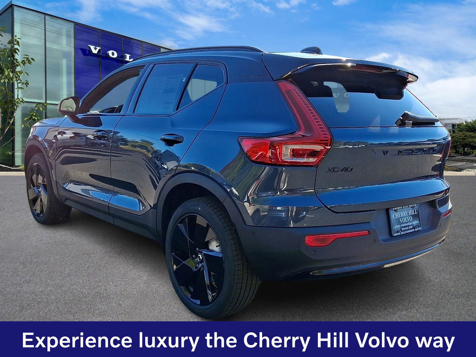 New 2026 Volvo XC40 B5 Ultra w/ Protection Package Premier AWD/4WD image 3