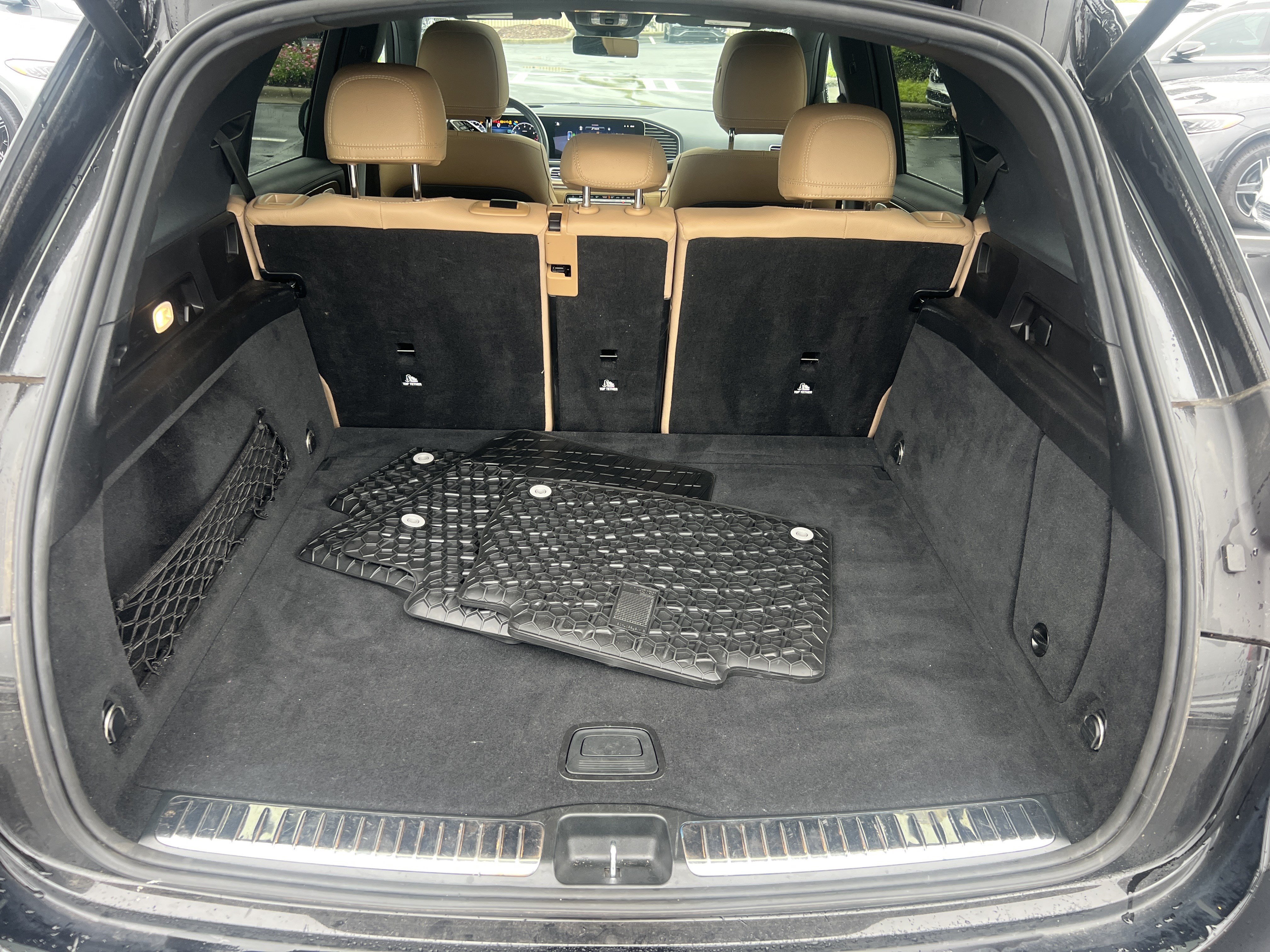 Certified 2024 Mercedes-Benz GLE 350 4MATIC w/ Driver Assistance Package image 34