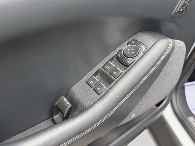 Used 2022 Ford Mustang Mach-E Premium AWD/4WD image 18