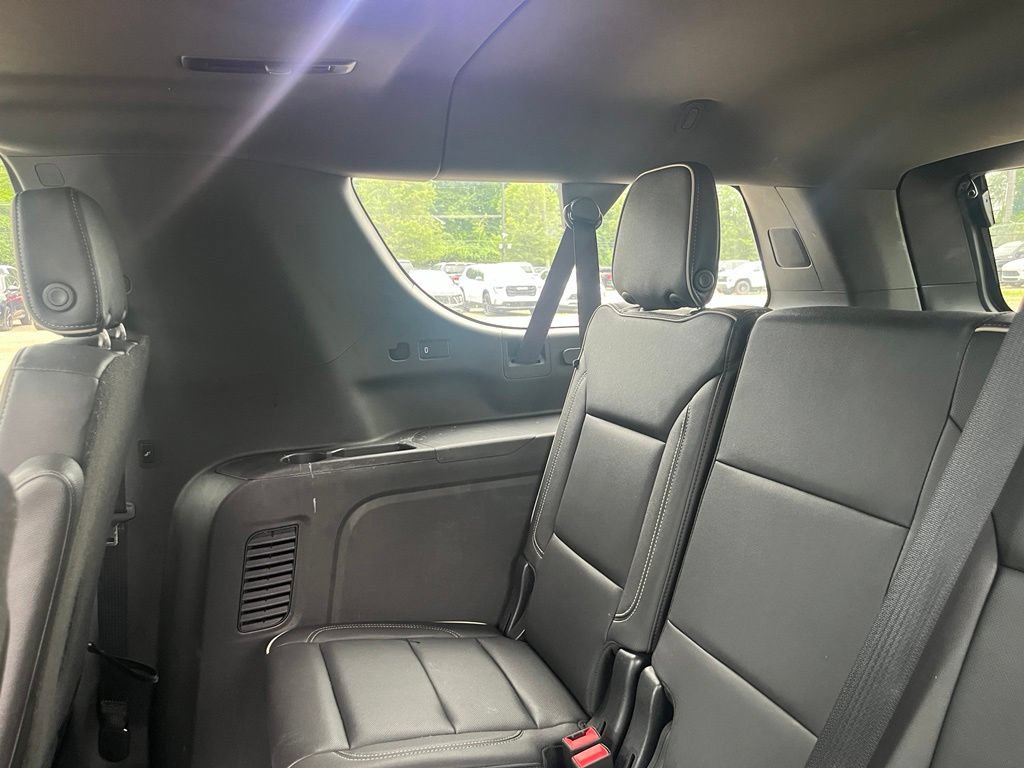 Used 2023 GMC Yukon XL SLT w/ SLT Premium Package AWD/4WD image 31
