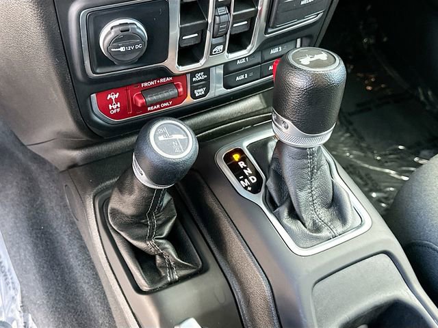 Used 2024 Jeep Wrangler Unlimited Rubicon image 16