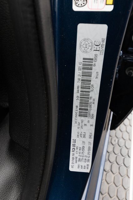 Used 2020 RAM 1500 Laramie image 70