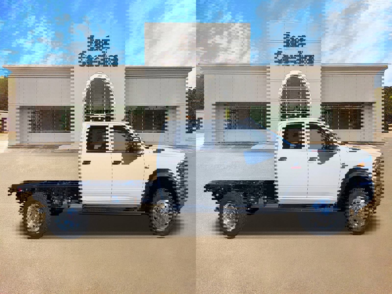 New 2026 RAM 4500 Tradesman w/ Chrome Appearance Group image 2