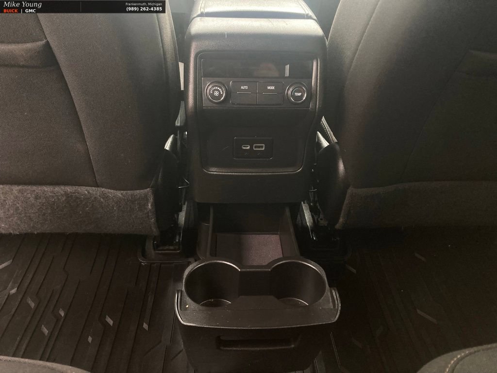 Certified 2022 GMC Acadia SLE FWD image 11
