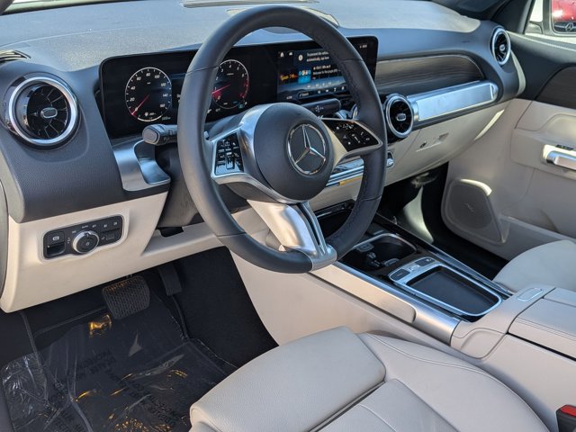 Used 2026 Mercedes-Benz GLB 250 image 10