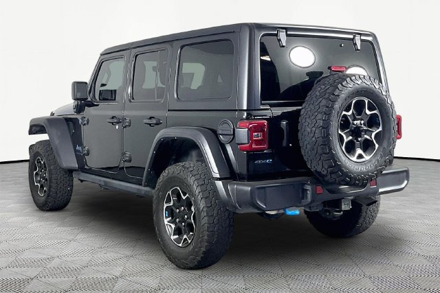 Used 2023 Jeep Wrangler Unlimited Rubicon 4xe w/ Cold Weather Group AWD/4WD image 4