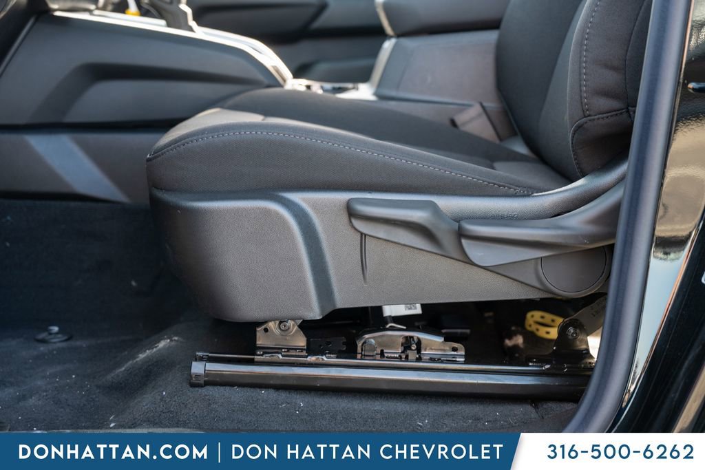 New 2026 Chevrolet Colorado W/T image 18