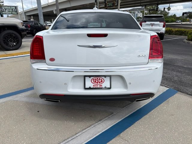 Used 2019 Chrysler 300 Touring L w/ Quick Order Package 22F RWD image 6