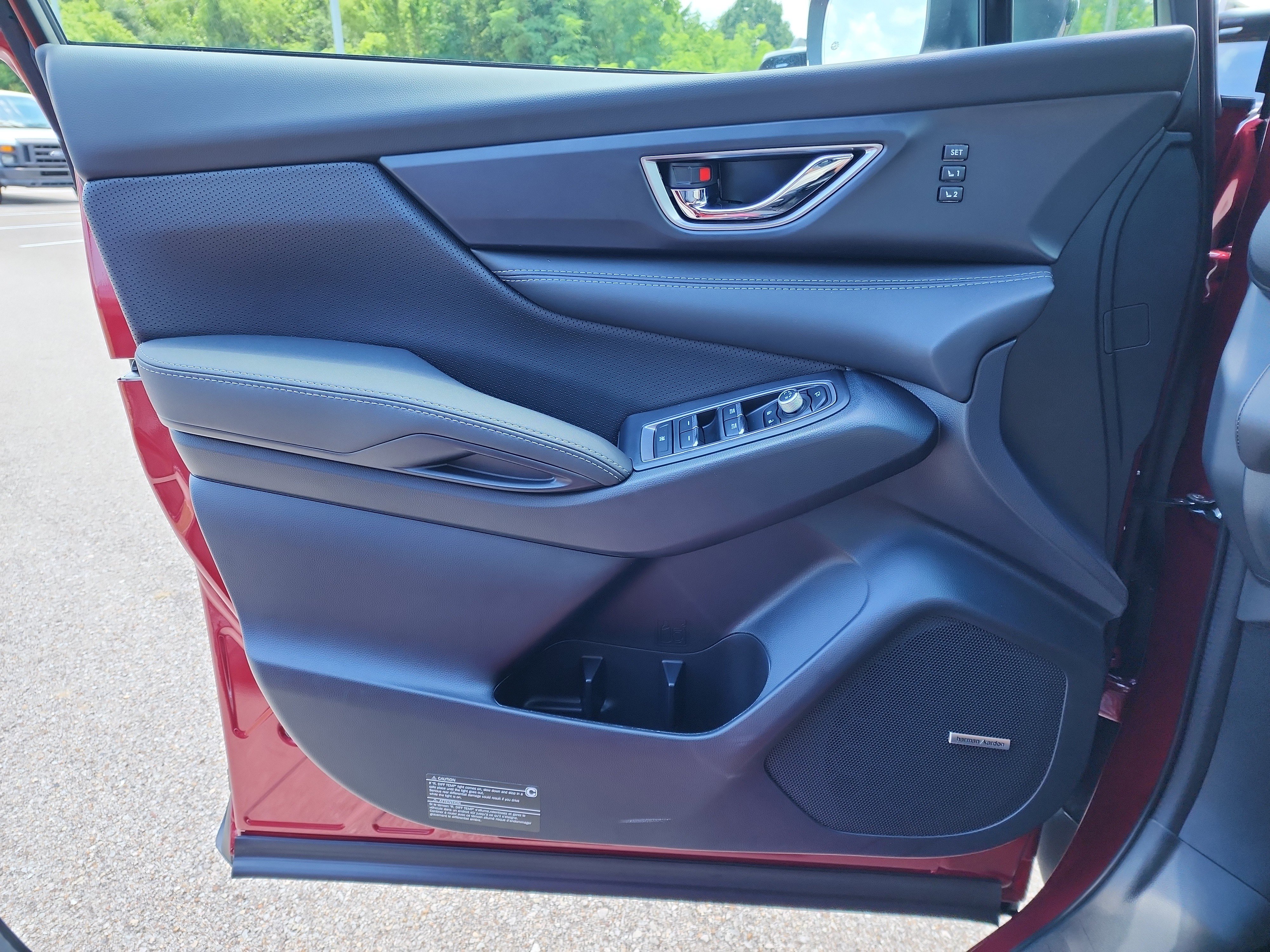 New 2025 Subaru Ascent Limited w/ Popular Package #2 image 12