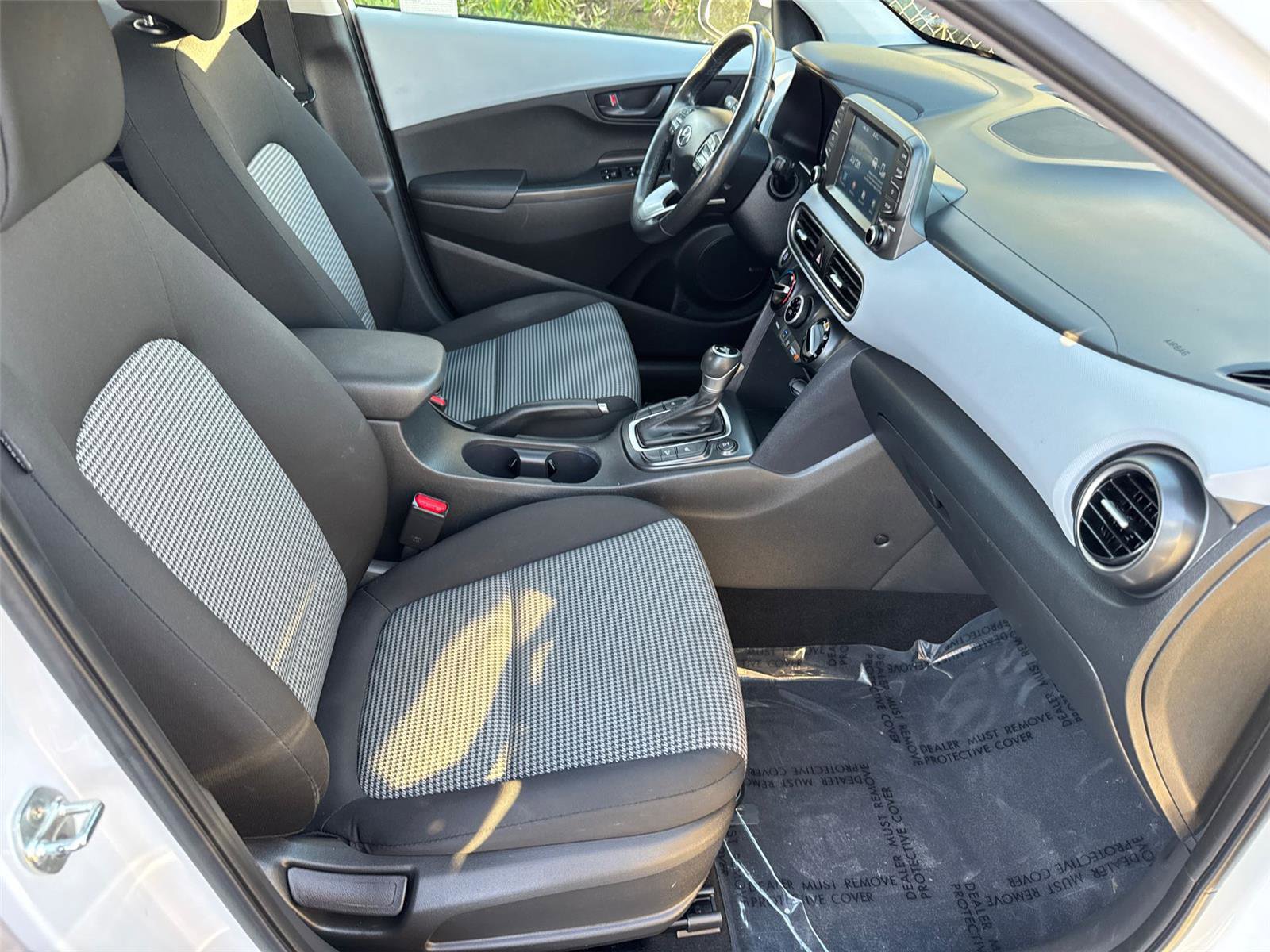 Used 2019 Hyundai Kona SEL w/ SEL Tech Package 02 image 15