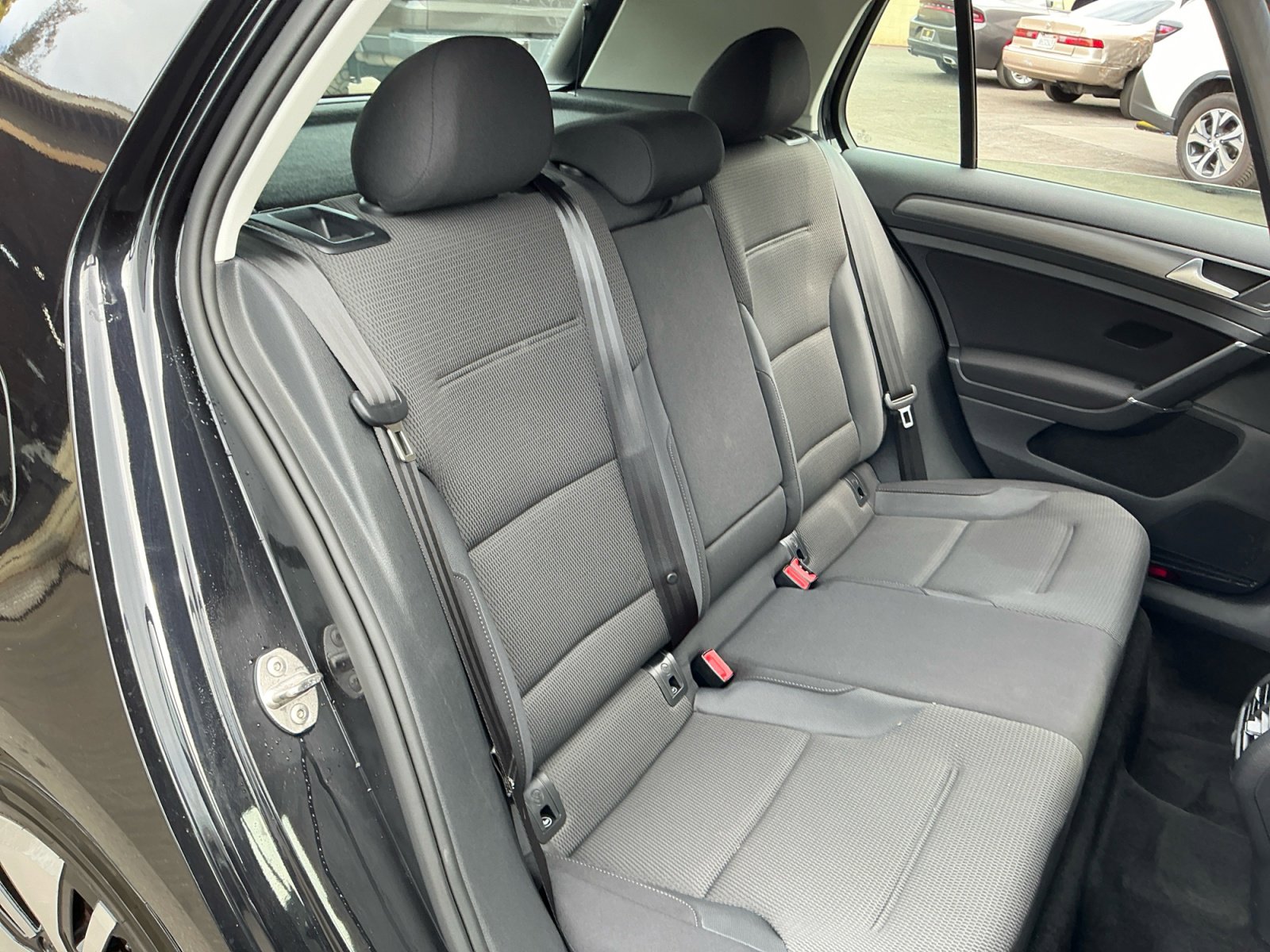 Used 2019 Volkswagen e-Golf SE w/ Driver Assistance Package image 20