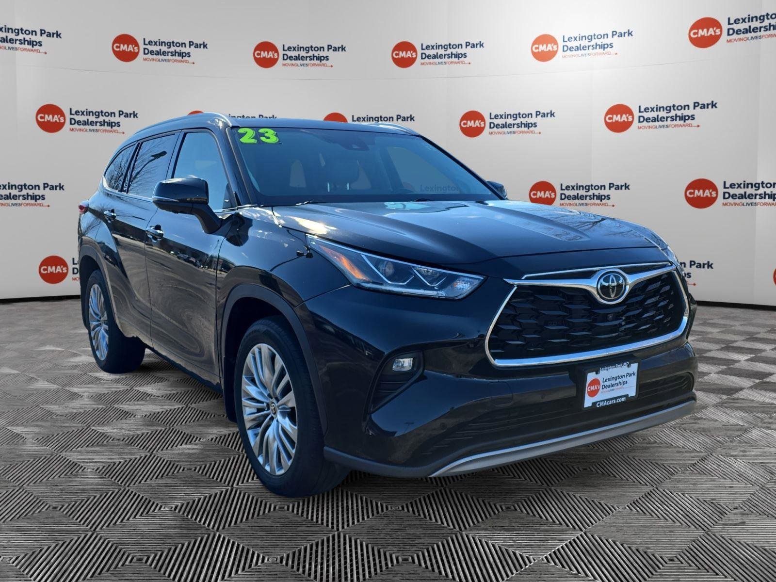 Used 2023 Toyota Highlander Platinum image 1