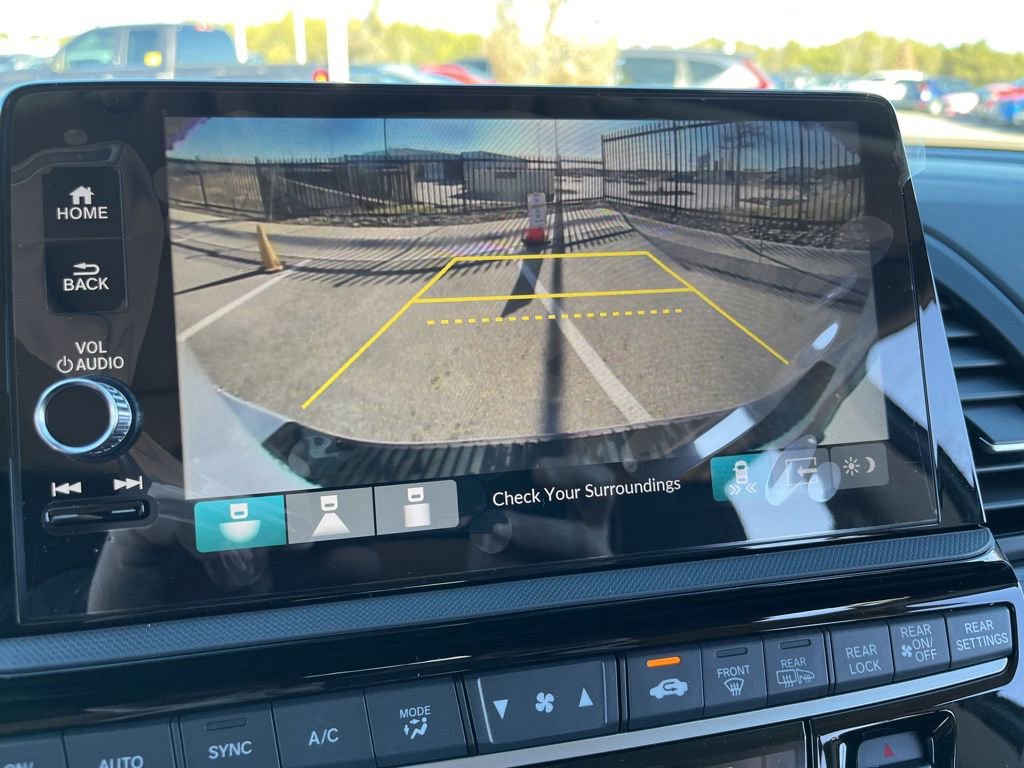 Used 2026 Honda Odyssey Elite image 25