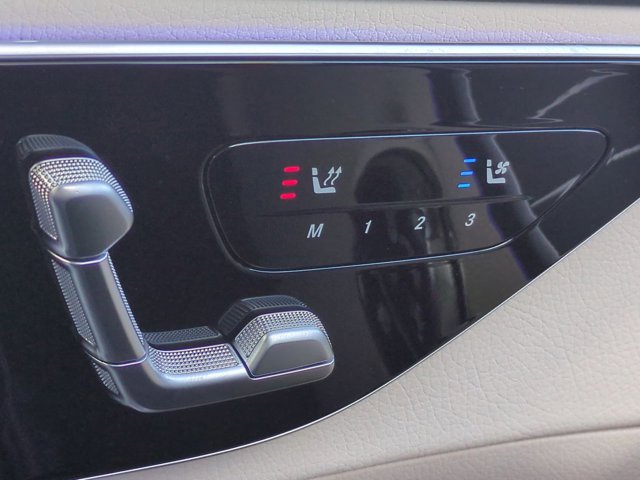 Used 2026 Mercedes-Benz C 300 Sedan image 23