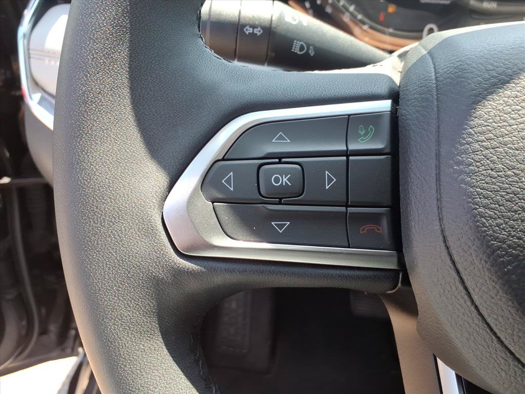 Used 2023 Jeep Compass Limited AWD/4WD image 25