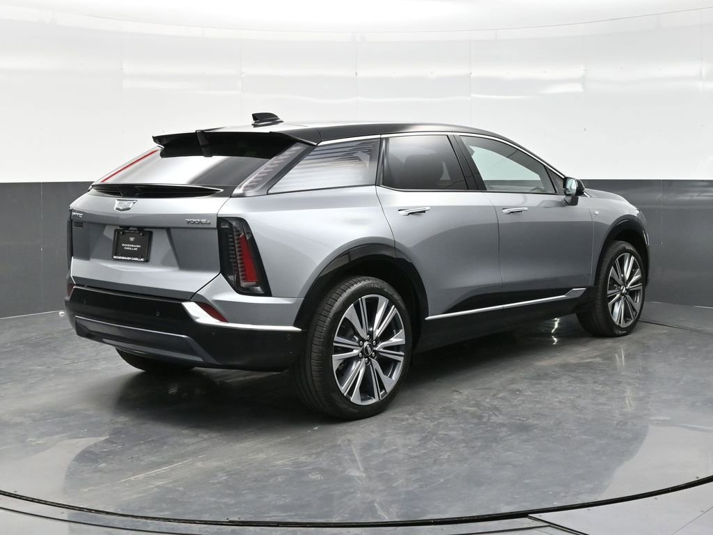 New 2026 Cadillac Optiq Luxury 2 AWD/4WD image 7