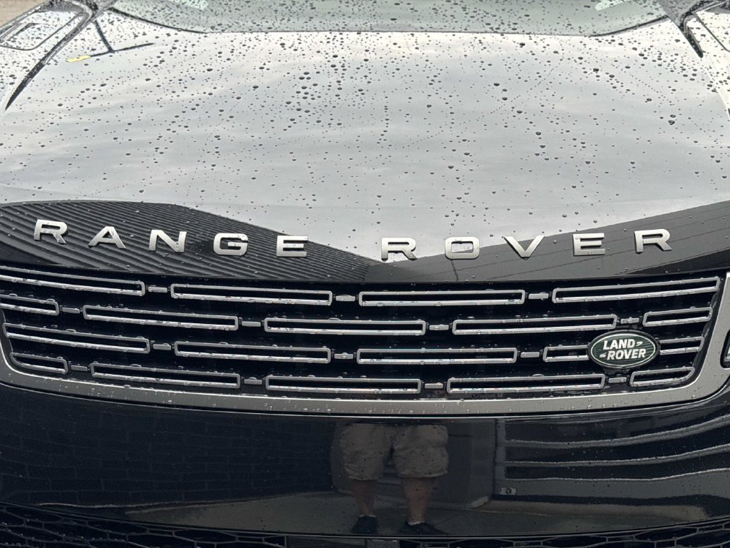 New 2026 Land Rover Range Rover Sport SE AWD/4WD image 10
