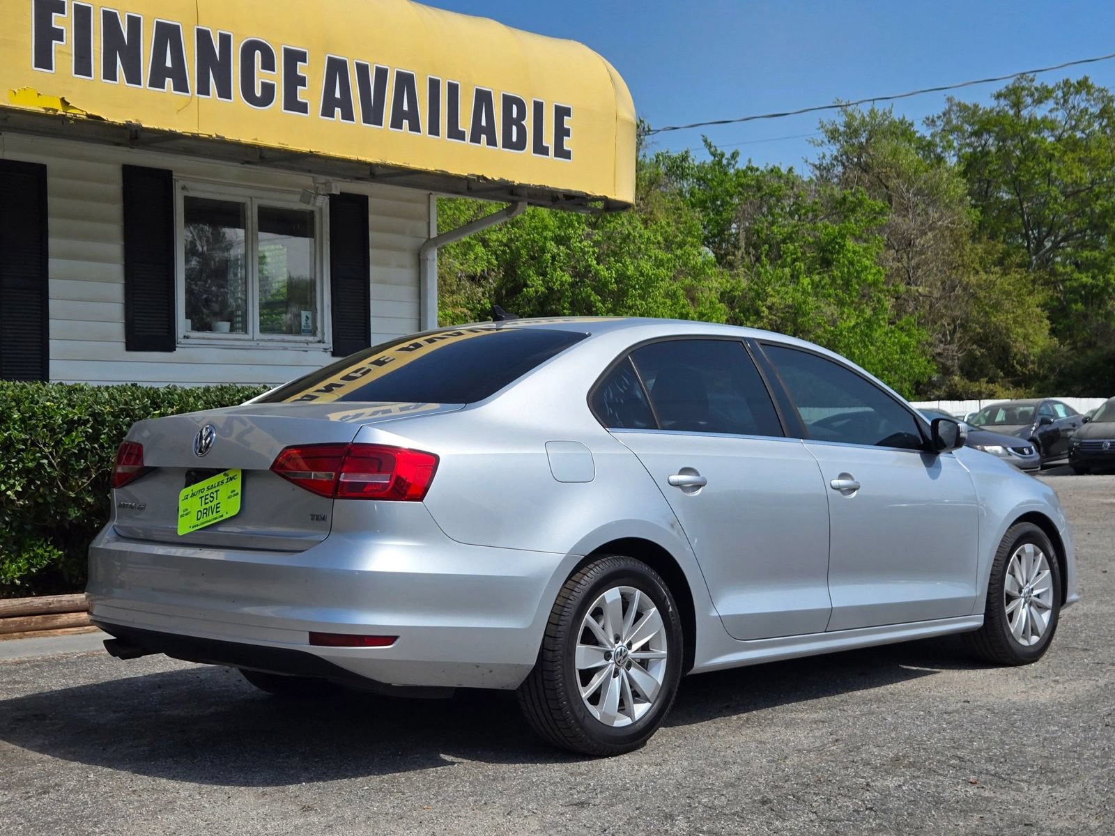 Used 2015 Volkswagen Jetta TDI SE FWD image 3
