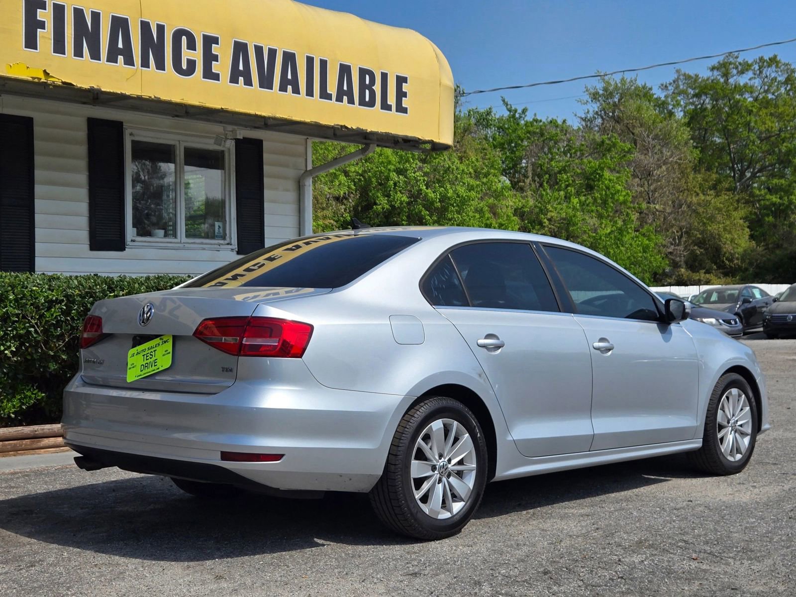 Used 2015 Volkswagen Jetta TDI SE image 3