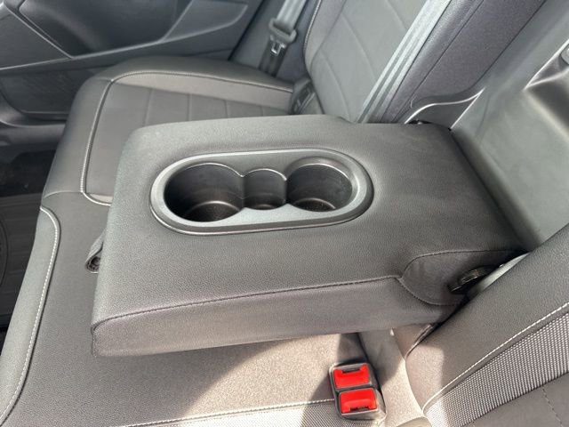 Used 2024 Volkswagen Taos SE image 27