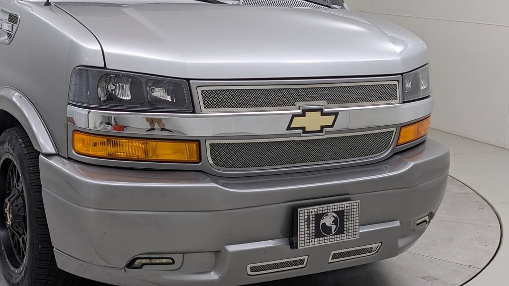 Used 2020 Chevrolet Express 2500 w/ Enhanced Convenience Package RWD image 44