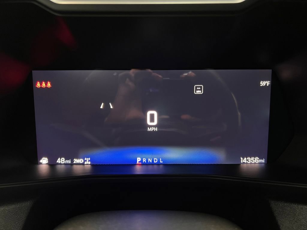 Used 2025 Chevrolet Colorado Trail Boss image 12