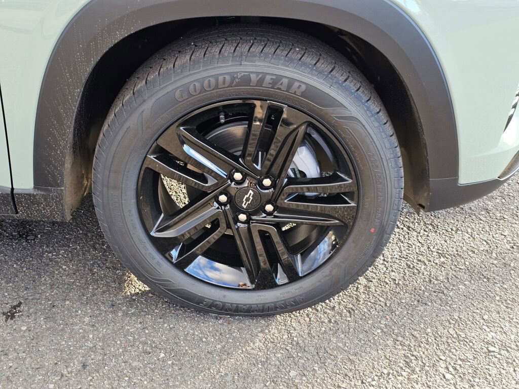 New 2026 Chevrolet Trax ACTIV w/ Sunroof Package image 30