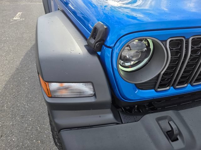 Certified 2026 Jeep Wrangler Sport AWD/4WD image 21