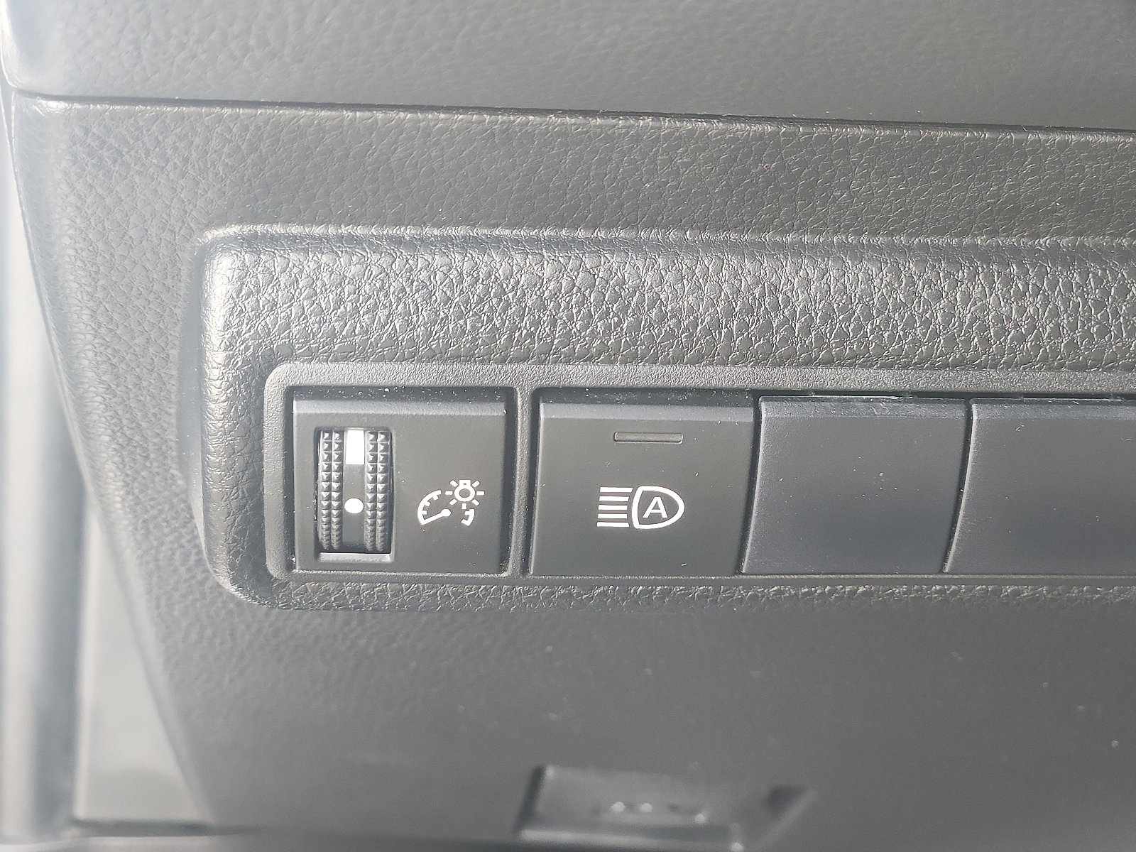 Used 2021 Toyota Corolla SE image 26