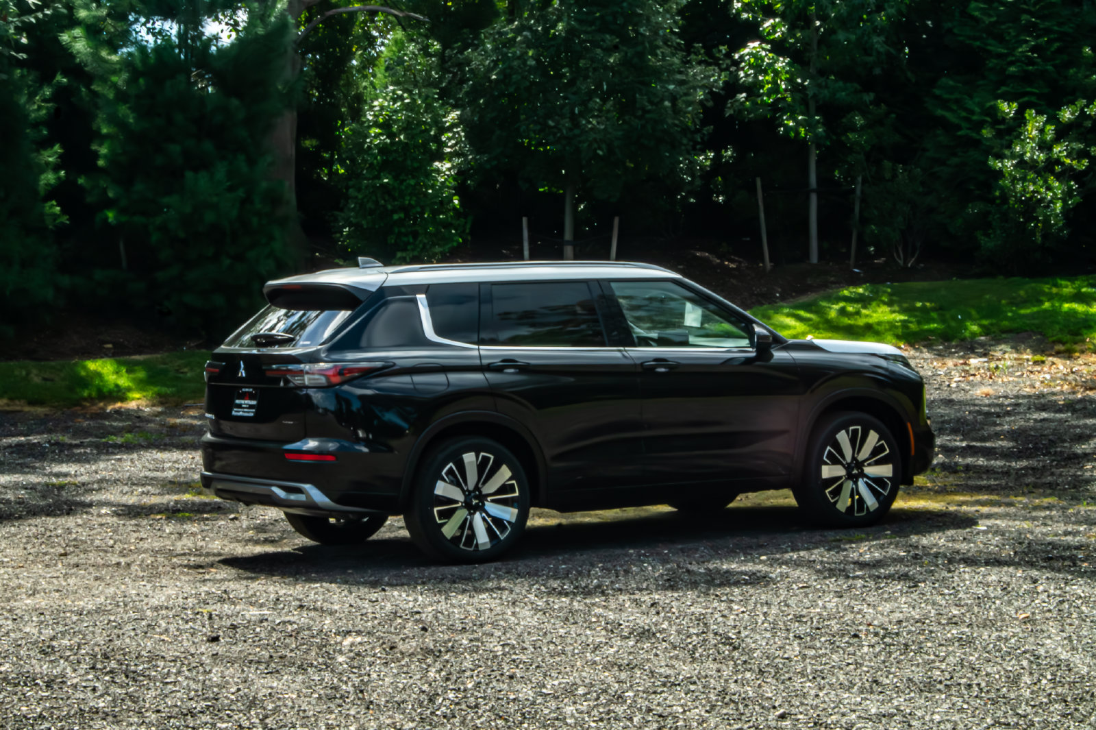 New 2025 Mitsubishi Outlander AWD image 9