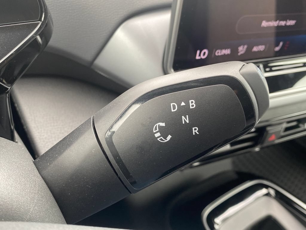 New 2026 Volkswagen ID.4 Pro RWD image 17