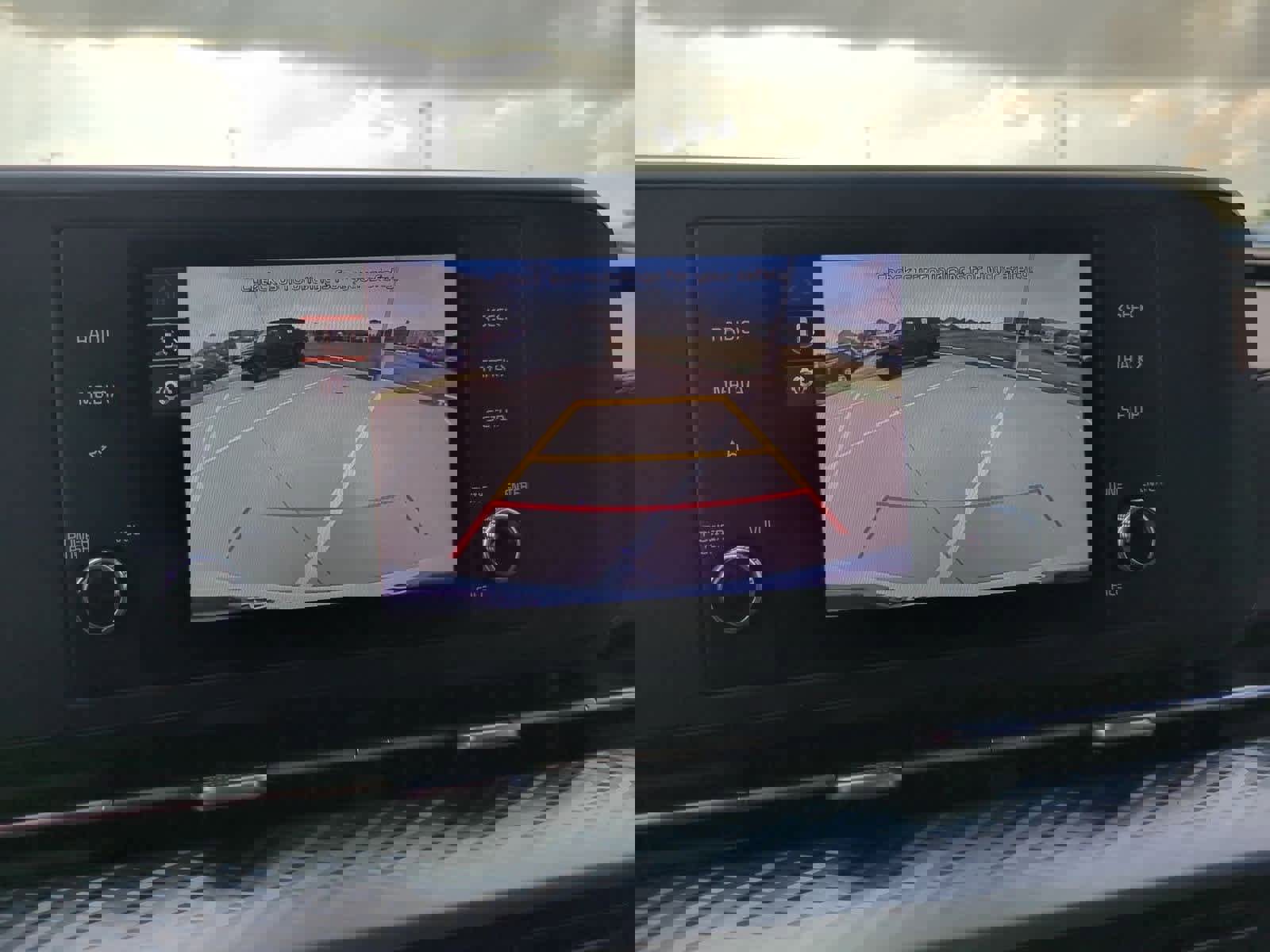 Certified 2024 Kia Carnival LX image 27