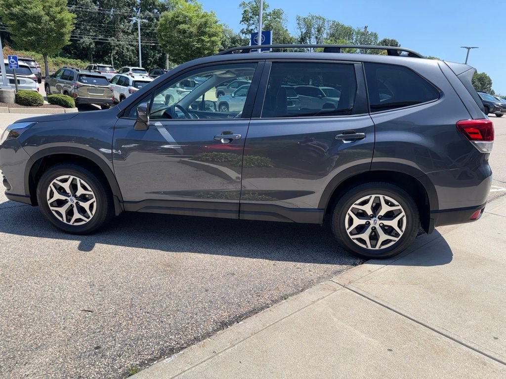 Used 2023 Subaru Forester Premium AWD/4WD image 8