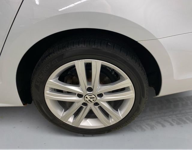 Used 2017 Volkswagen Jetta SEL FWD image 18