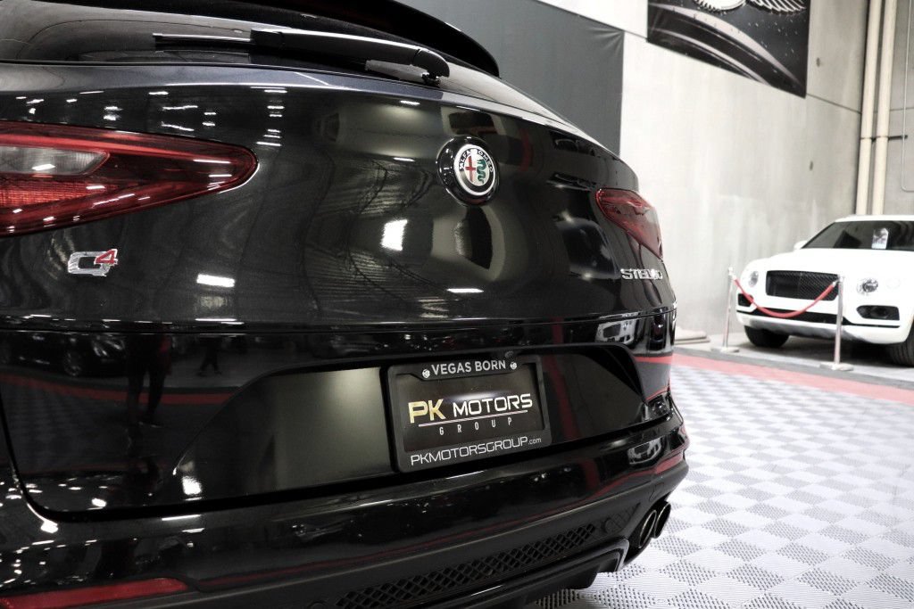 Used 2022 Alfa Romeo Stelvio Quadrifoglio w/ Active Assist Plus Package AWD/4WD image 6