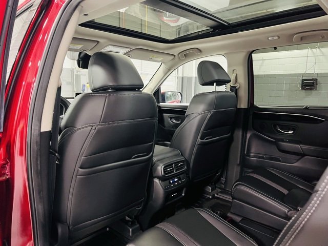 New 2025 Honda Pilot Touring image 29