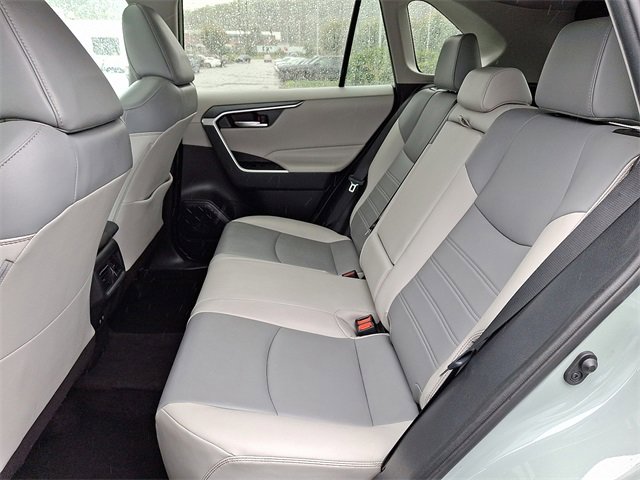 Used 2019 Toyota RAV4 XLE Premium image 10