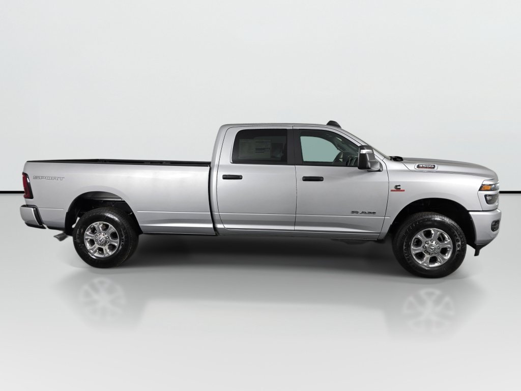 New 2026 RAM 3500 Big Horn AWD/4WD image 3