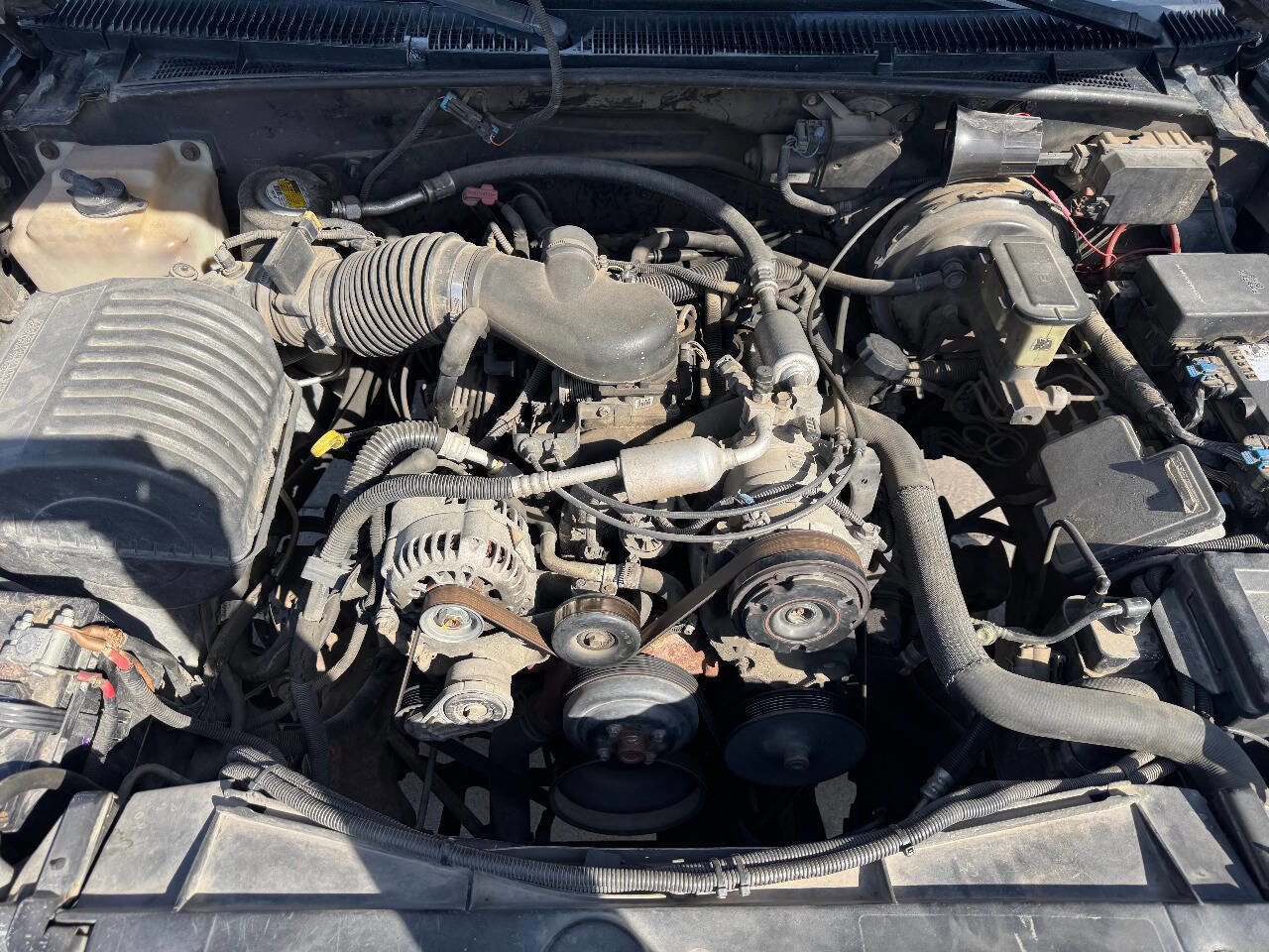 Used 1999 Chevrolet Silverado 2500 4x4 Crew Cab w/ Preferred Equipment Group 3 image 18