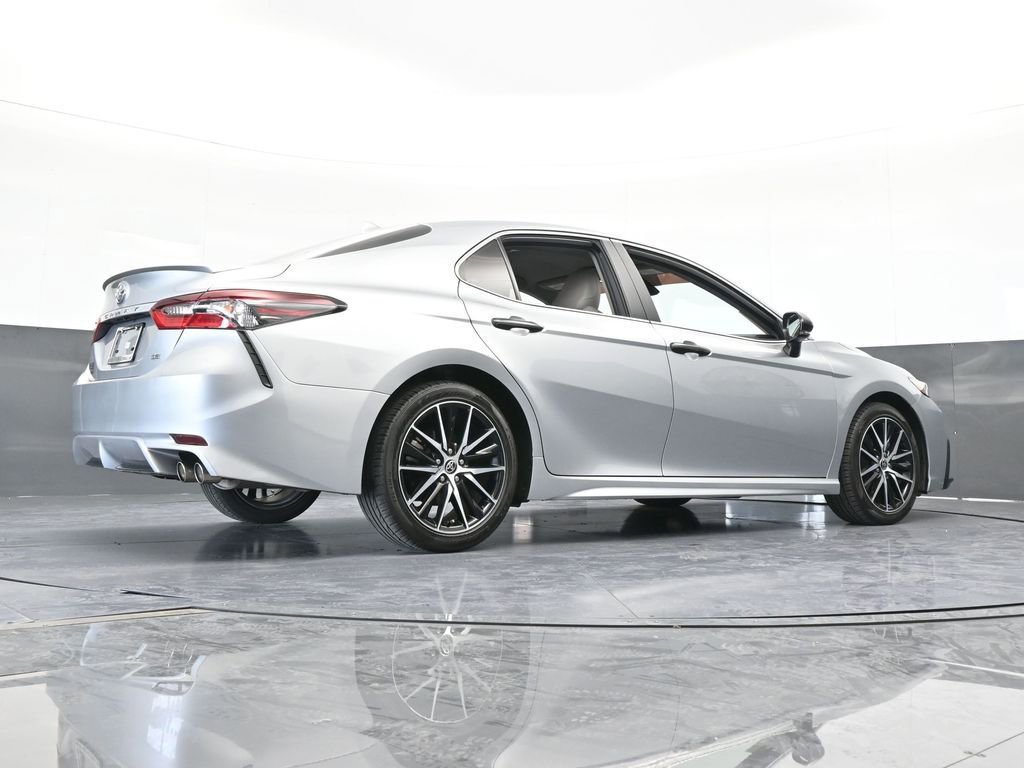 Used 2022 Toyota Camry SE image 59