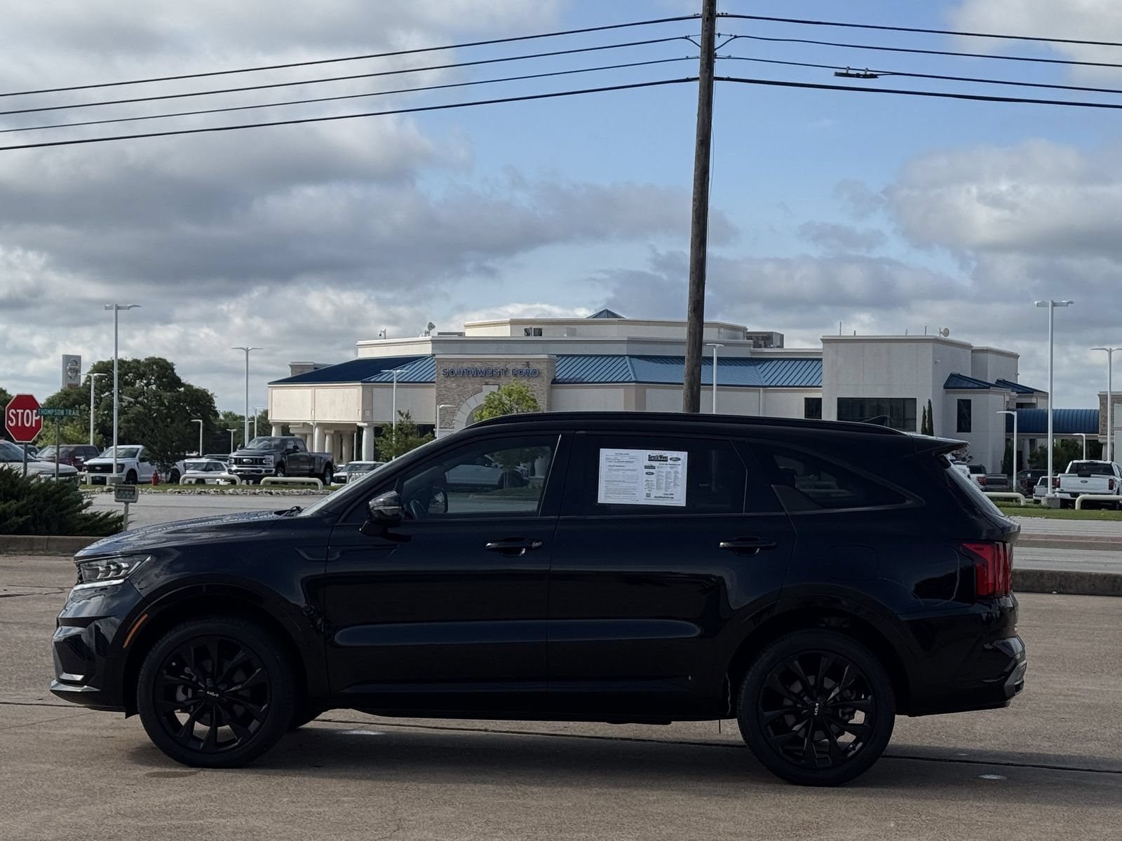 Used 2023 Kia Sorento SX AWD/4WD image 7