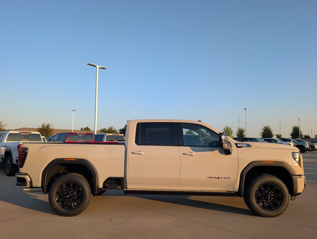 New 2026 GMC Sierra 2500 AT4 w/ AT4 Premium Plus Package AWD/4WD image 3