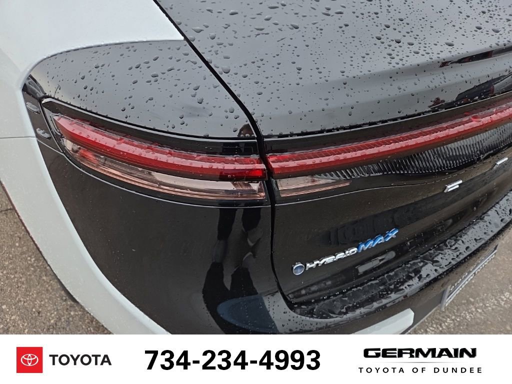 New 2026 Toyota Crown Platinum image 18