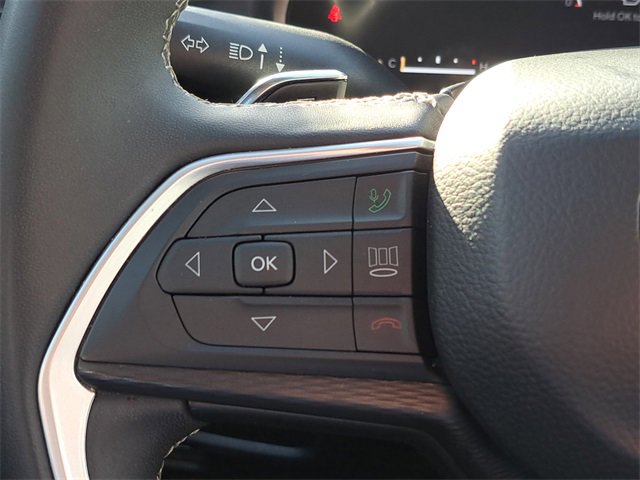 Used 2023 Jeep Grand Cherokee L Laredo image 17