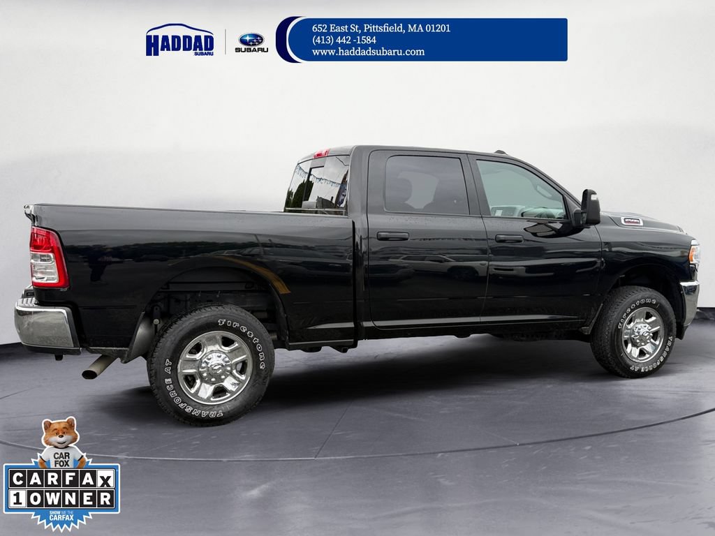 Used 2024 RAM 2500 Tradesman w/ Chrome Appearance Group AWD/4WD image 9