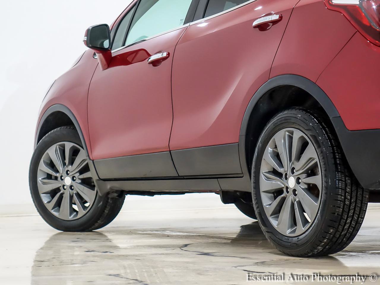 Used 2019 Buick Encore Preferred image 9