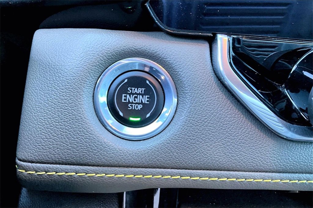 Used 2023 Chevrolet Colorado ZR2 w/ ZR2 Convenience Package III image 26