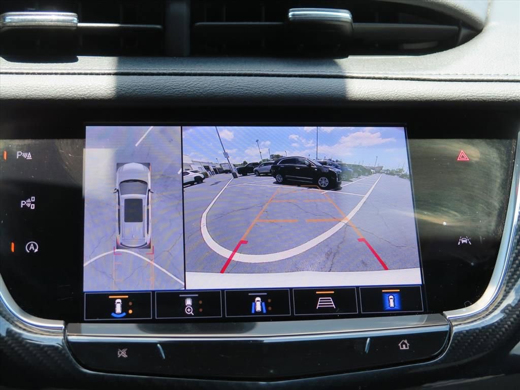 Used 2025 Cadillac XT6 Sport w/ Technology Package AWD/4WD image 18